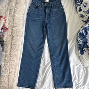 Madewell straightened leg jean